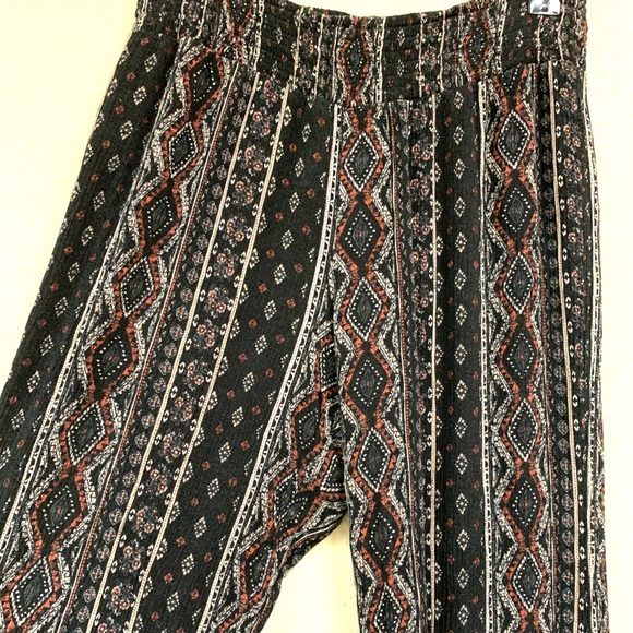 Sky and Sparrow Flowy Pants - Picture 1 of 4